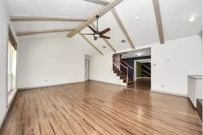 10710 Moorcreek Drive, Houston, TX 77070 - Photo 16