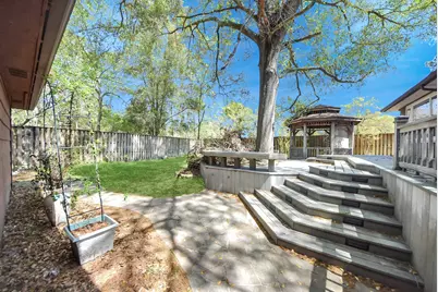 10710 Moorcreek Drive, Houston, TX 77070 - Photo 44