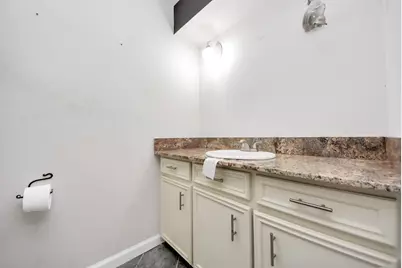 10710 Moorcreek Drive, Houston, TX 77070 - Photo 22