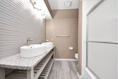 10710 Moorcreek Drive, Houston, TX 77070 - Photo 14