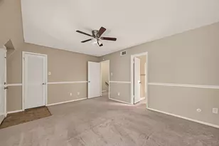 408 N Post Oak Ln, Houston, TX 77024 - Photo 24
