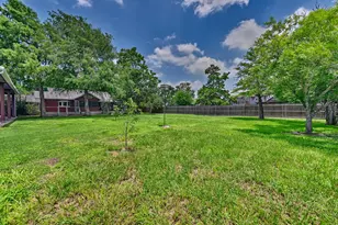 333 Walnut St, New Ulm, TX 78950 - Photo 32
