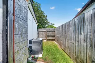 2110 Hillshire Dr, Deer Park, TX 77536 - Photo 26