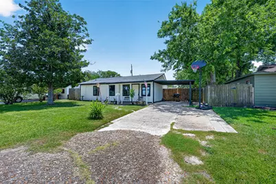 2110 Hillshire Drive, Deer Park, TX 77536 - Photo 4