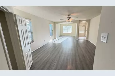 914 Crestmont Trail Drive, Missouri City, TX 77489 - Photo 6