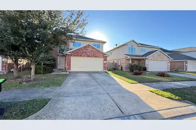 914 Crestmont Trail Drive, Missouri City, TX 77489 - Photo 2