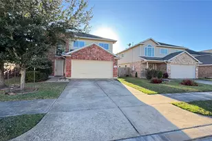 914 Crestmont Trail Dr, Missouri City, TX 77489 - Photo 2