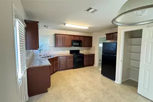 914 Crestmont Trail Dr, Missouri City, TX 77489 - Photo 10