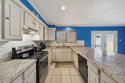 7130 Rio Blanco Drive, Houston, TX 77083 - Photo 14