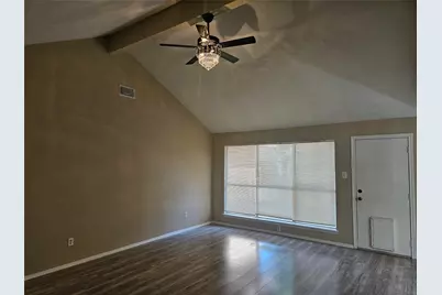 10913 Mulberry Court, La Porte, TX 77571 - Photo 4