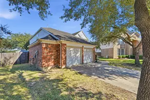 26038 Palmdale Estate Dr, Richmond, TX 77406 - Photo 2