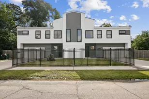 6835 Weston St, Houston, TX 77021 - Photo 1