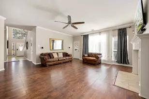 14319 Pipers Gap Ct, Houston, TX 77090 - Photo 6