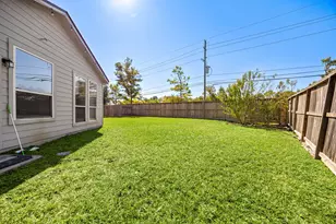 14319 Pipers Gap Ct, Houston, TX 77090 - Photo 30