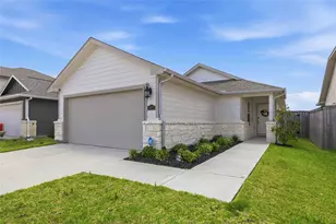 18827 Chisholm Mdw Dr, Crosby, TX 77532 - Photo 1
