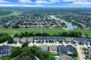 8826 Forest Side Dr, Missouri City, TX 77459 - Photo 36