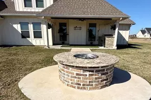 2295 Diamond D Dr, Beaumont, TX 77713 - Photo 30