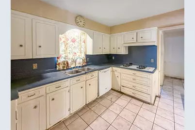 7906 Del Rey Lane, Houston, TX 77071 - Photo 8