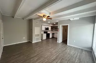 219 Marshall St, Houston, TX 77006 - Photo 1