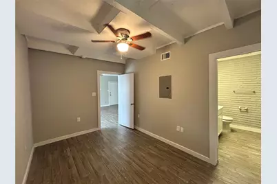 219 Marshall Street #202, Houston, TX 77006 - Photo 6