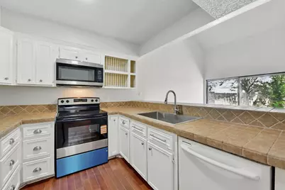 3126 Windchase Boulevard #421, Houston, TX 77082 - Photo 18