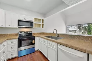 3126 Windchase Blvd, Houston, TX 77082 - Photo 18