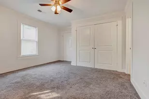 404 E 29th St, Houston, TX 77008 - Photo 6