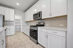 3225 Fig Tree Ln, Texas City, TX 77590 - Photo 16