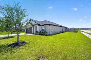 3225 Fig Tree Ln, Texas City, TX 77590 - Photo 4