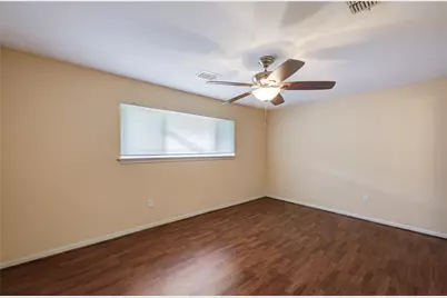 5711 Weeping Willow Road, Houston, TX 77092 - Photo 14