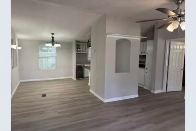 238 Northlawn, Montgomery, TX 77316 - Photo 2