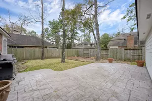 31 E Amberglow Cir, The Woodlands, TX 77381 - Photo 36