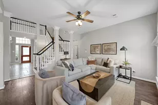 31 E Amberglow Cir, The Woodlands, TX 77381 - Photo 14