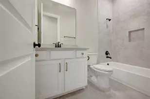 6619 Stone Ter Dr, Iowa Colony, TX 77578 - Photo 14