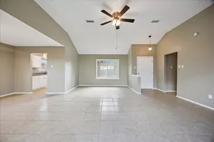 16819 Quail Crest Ct, Houston, TX 77489 - Photo 2