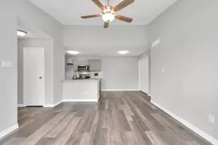 10101 S Gessner Rd, Houston, TX 77071 - Photo 14