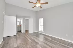 10101 S Gessner Rd, Houston, TX 77071 - Photo 30