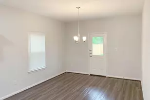 8149 Homewood Ln, Houston, TX 77028 - Photo 10