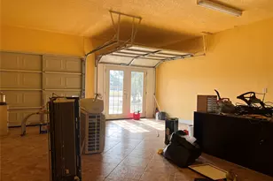 1305 Vista Rd, Pasadena, TX 77504 - Photo 10