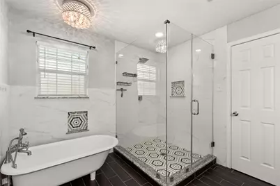 418 Neyland Street, Houston, TX 77022 - Photo 16