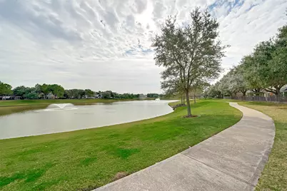 8846 Gas Light Village Drive, Houston, TX 77095 - Photo 14