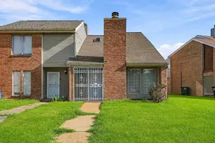 10918 Village Bend Ln, Houston, TX 77072 - Photo 2