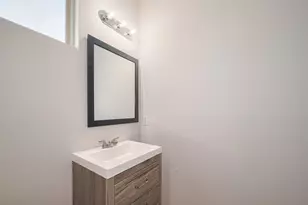 1101 Johnson St, Baytown, TX 77520 - Photo 26