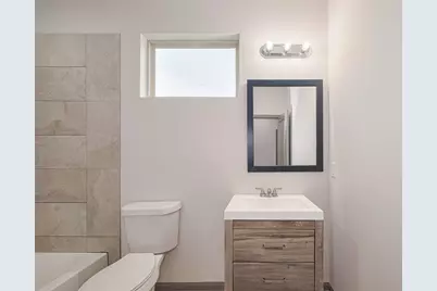 1101 Johnson Street, Baytown, TX 77520 - Photo 24