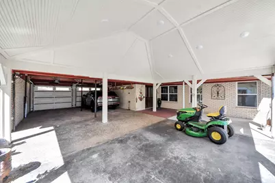 142 Wall Street, Cleveland, TX 77327 - Photo 32