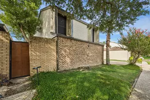 16607 Sunlight Way, Houston, TX 77058 - Photo 2