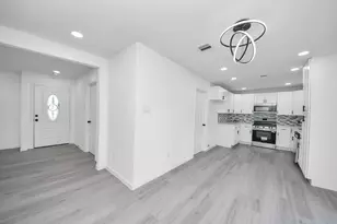 6314 Silver Chalice Dr, Houston, TX 77088 - Photo 8