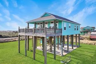 911 S Tinkle Ln, Crystal Beach, TX 77650 - Photo 32