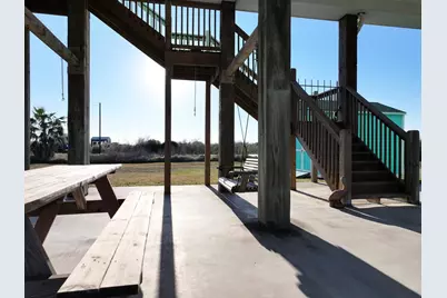 911 S Tinkle Lane, Crystal Beach, TX 77650 - Photo 26