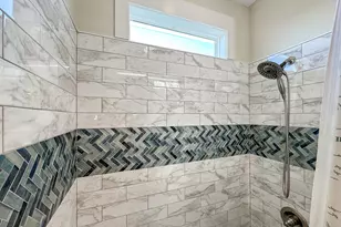 911 S Tinkle Ln, Crystal Beach, TX 77650 - Photo 14